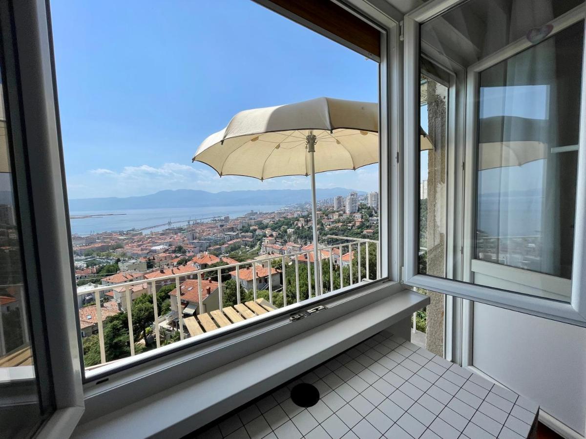 Nona'S View With Balcony Apartment Rijeka Bagian luar foto